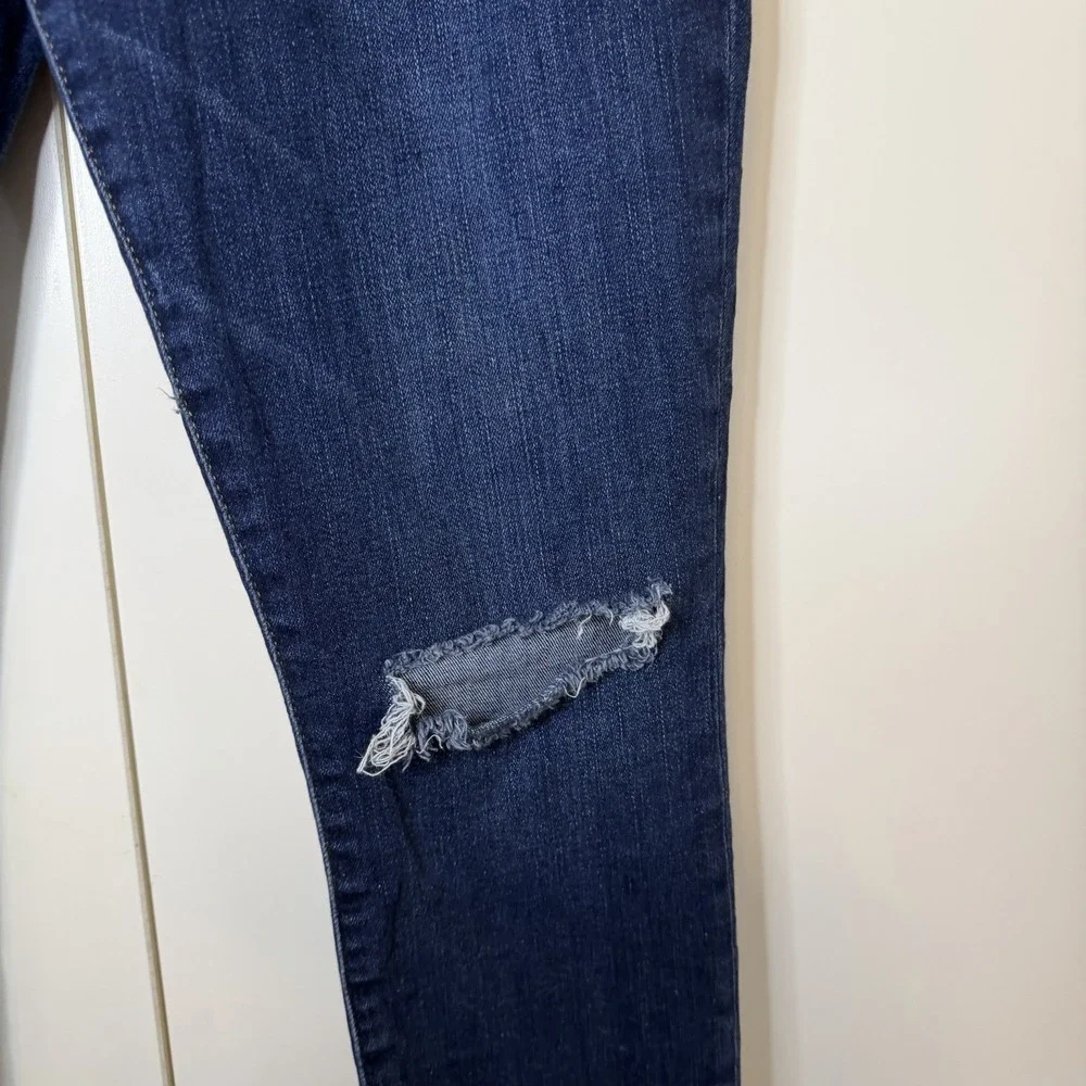Good American Good Legs Crop Jeans - Picture 5 of 6